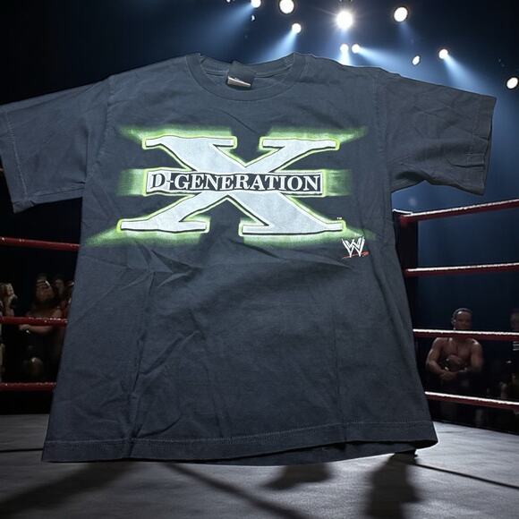 2009 WWE WWF Degeneration X YOUTH Boys Size 8 Wrestling T-shirt - Picture 1 of 7